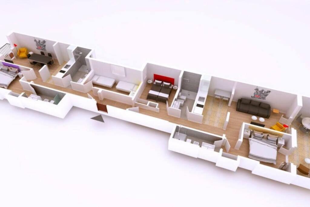 Perfectly Located 4Bed 4Bath Apartment In Barcelona 3 1 Exterior photo