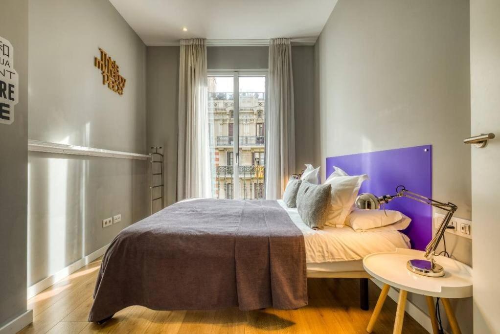 Perfectly Located 4Bed 4Bath Apartment In Barcelona 3 1 Exterior photo